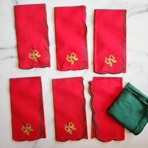 Serviette red green New 7 pieces scalloped hem table linen napkins